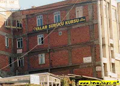 yalarkursu.jpg (21617 bytes)